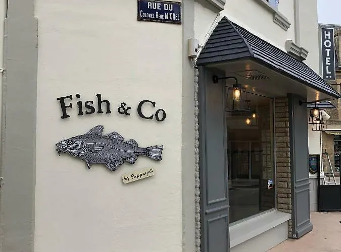 D'arromanches Pappagall מלון 2*